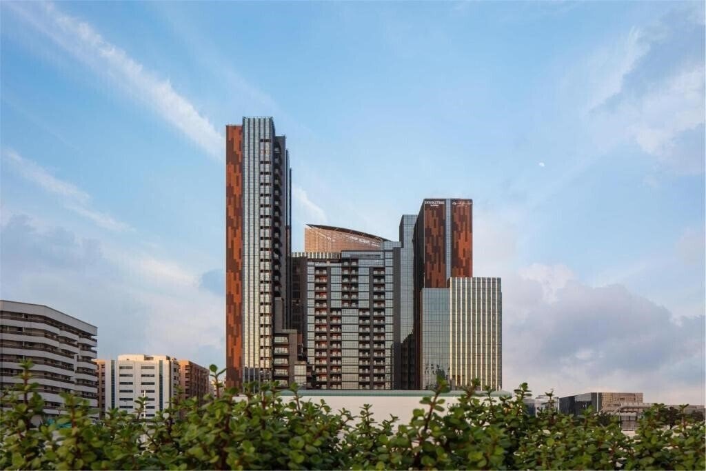 Готель Doubletree By Hilton Dubai M Square 5*