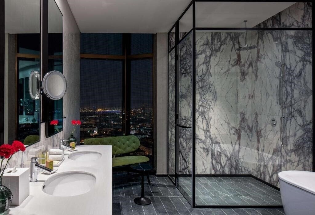 Фотографія Doubletree By Hilton Dubai M Square 5*