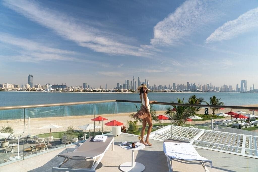 Фото Th8 Palm Dubai Beach Resort, Vignette Collection 5*
