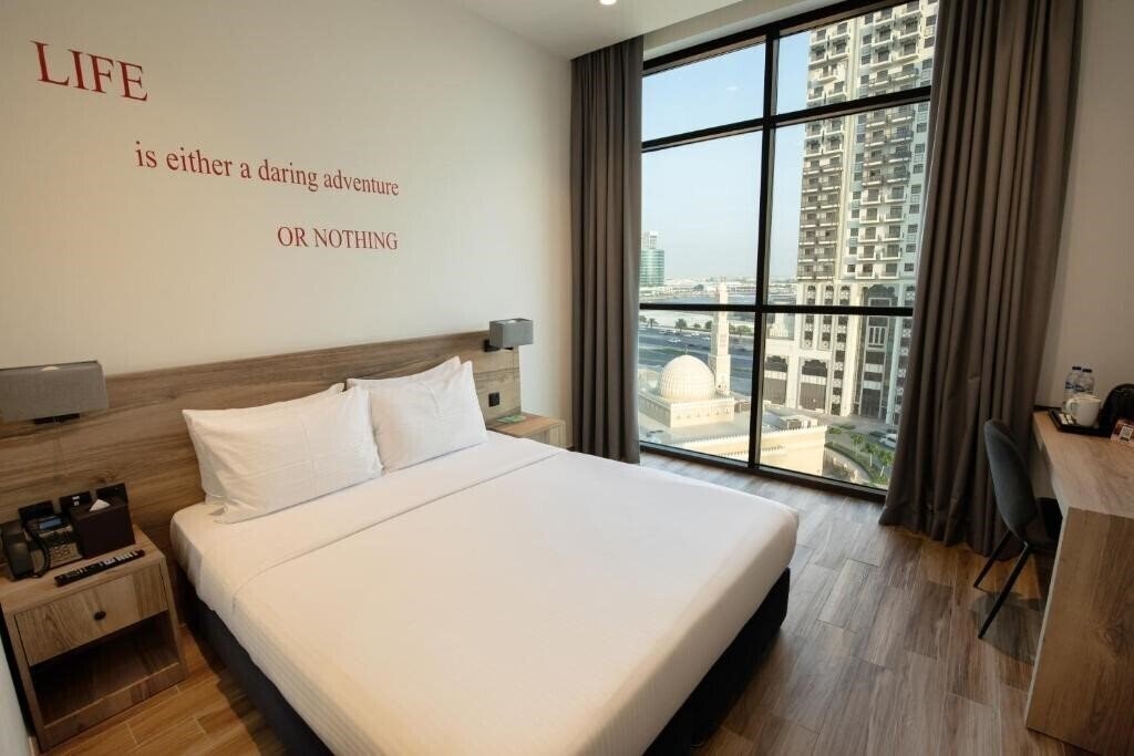 Отель Kingsgate Al Jadaf Hotel 3*