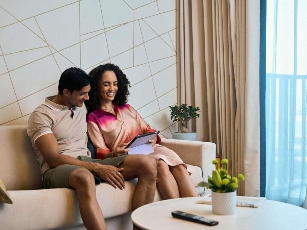 Фото Aparthotel Adagio Dubai Deira 4*