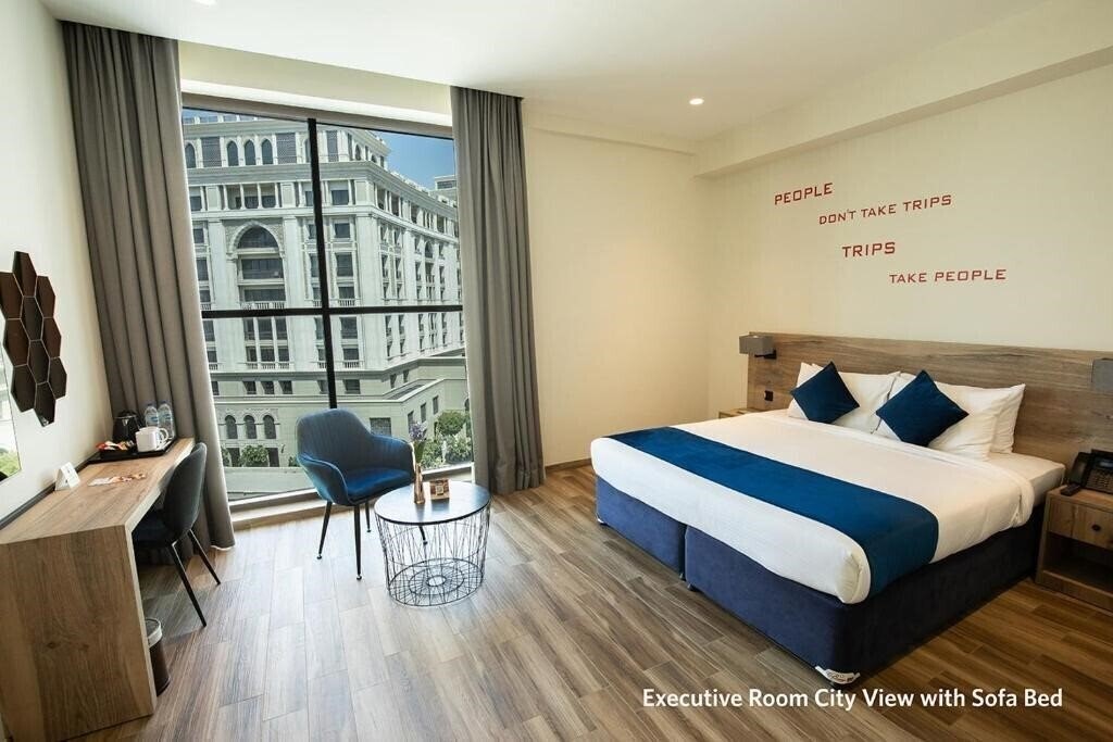 Фото Grand Kingsgate Waterfront 4*