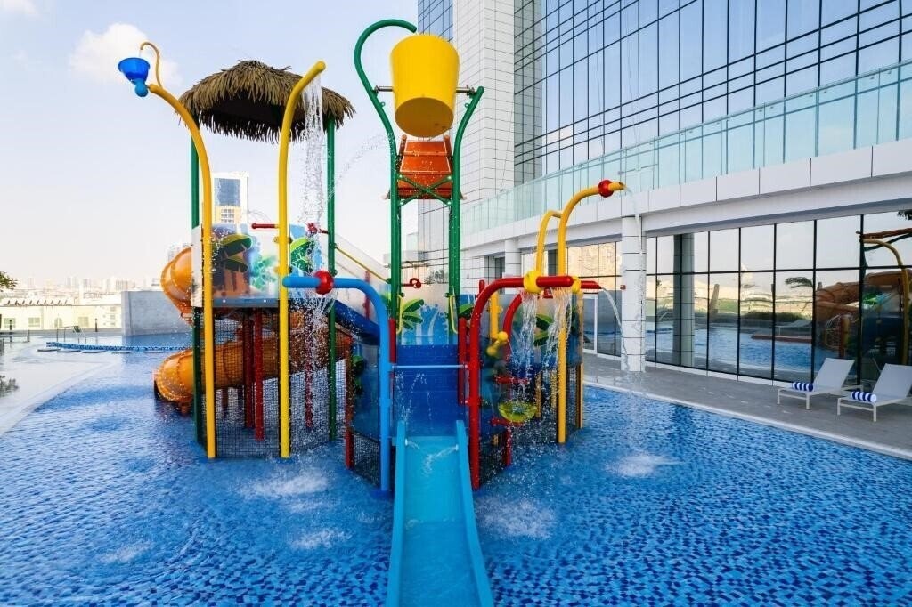 Отель Novotel Jumeirah Village Triangle 4*