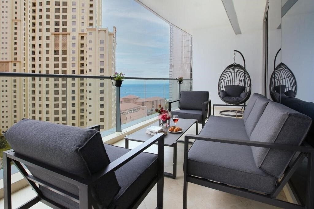 Отель Dream Inn - Trident Grand Marina 2br Apartment 5*