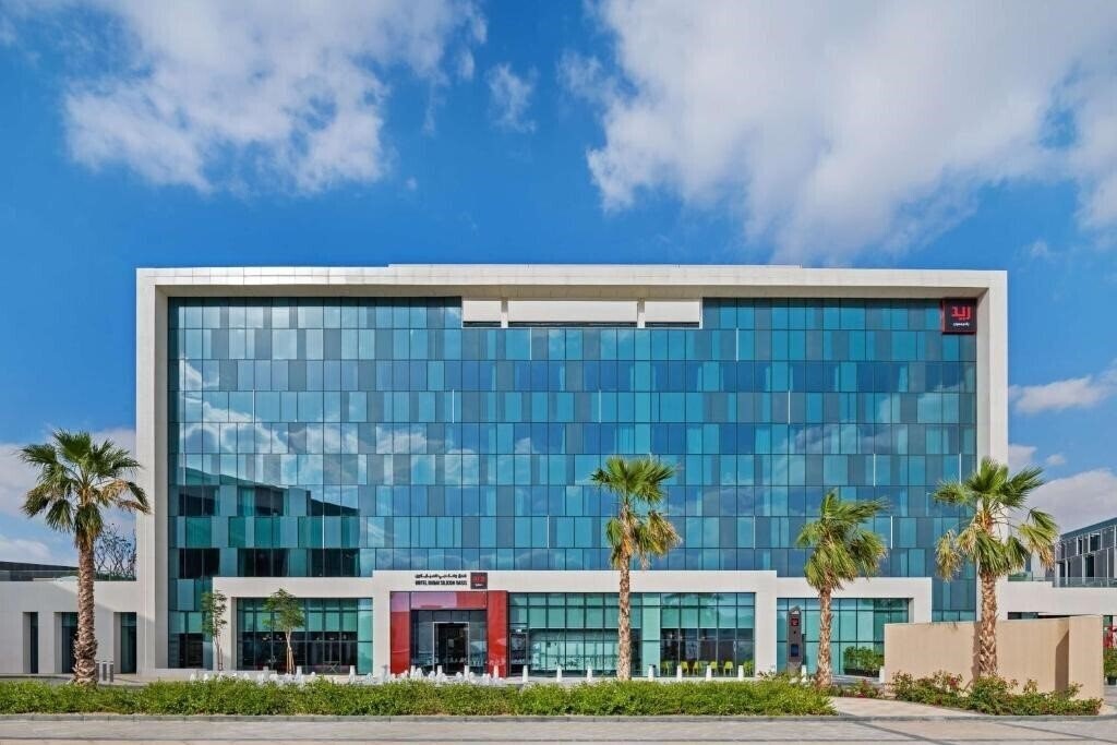 Зображення Radisson Red Dubai Silicon Oasis 4*