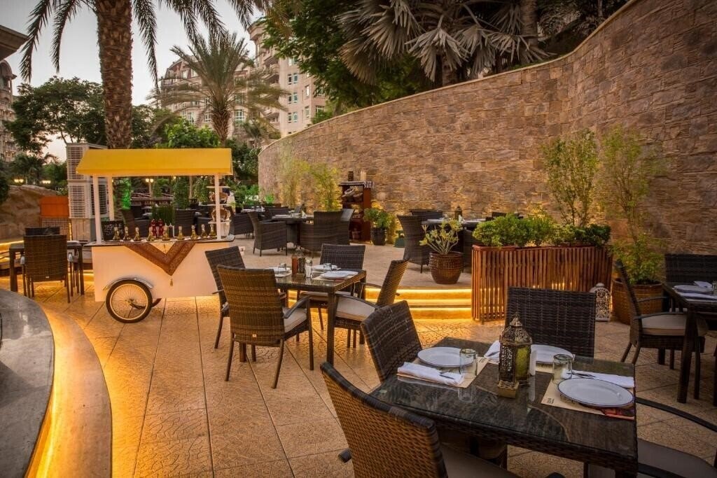 Картинка Roda Al Murooj Residences 4*