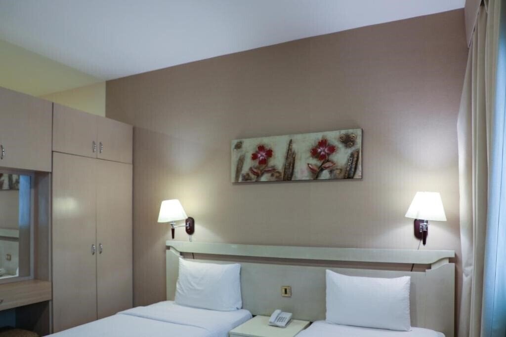 Картинка West Zone Pearl Hotel Apartments 3*