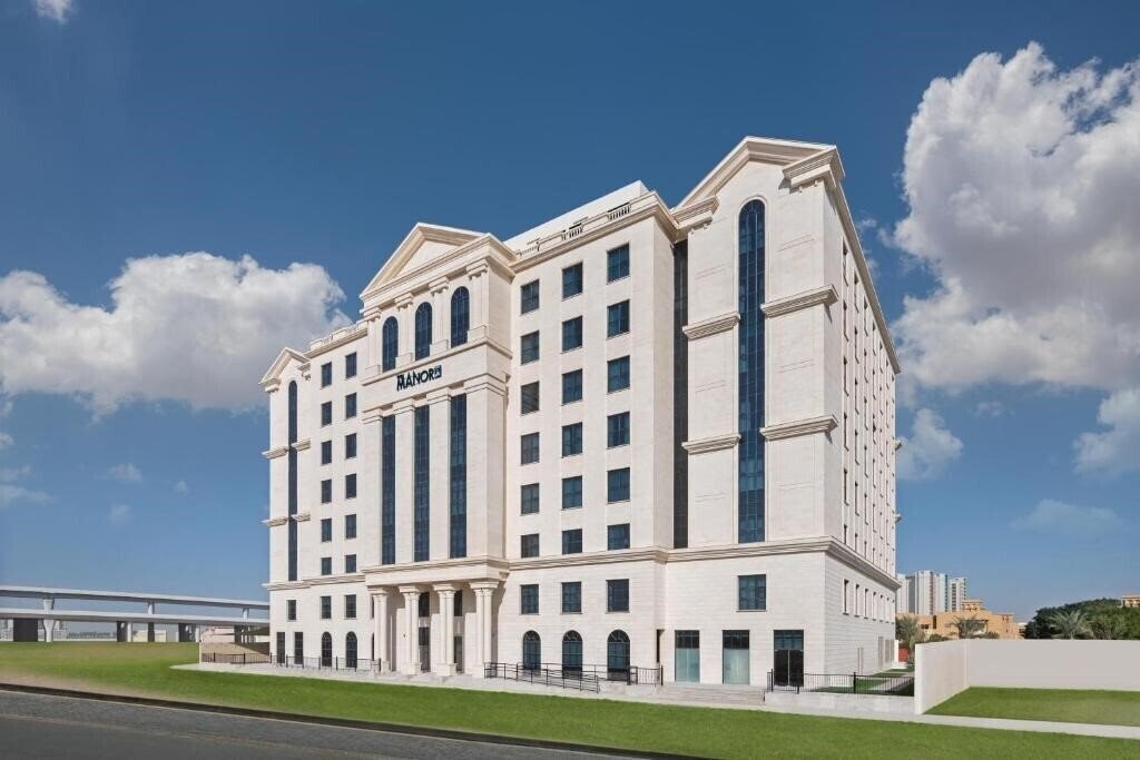 Отель JA The Manor Hotel 4*