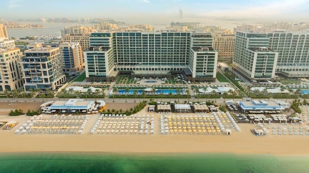 Готель Marriott Resort Palm Jumeirah 5*