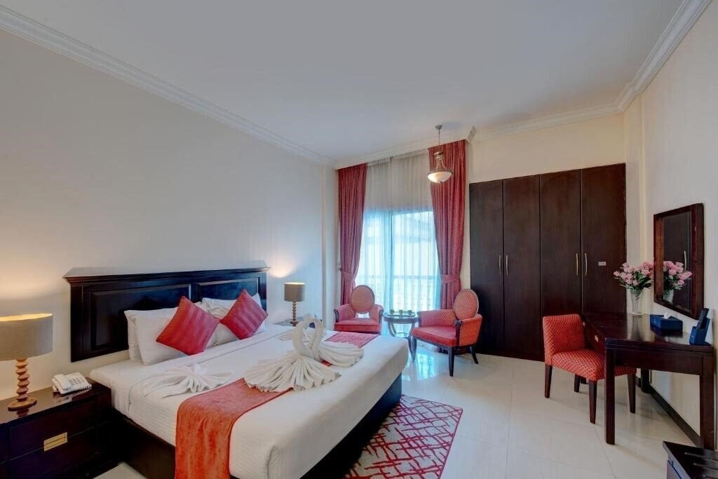 Фото City Stay Premium Hotel Apartments 4*