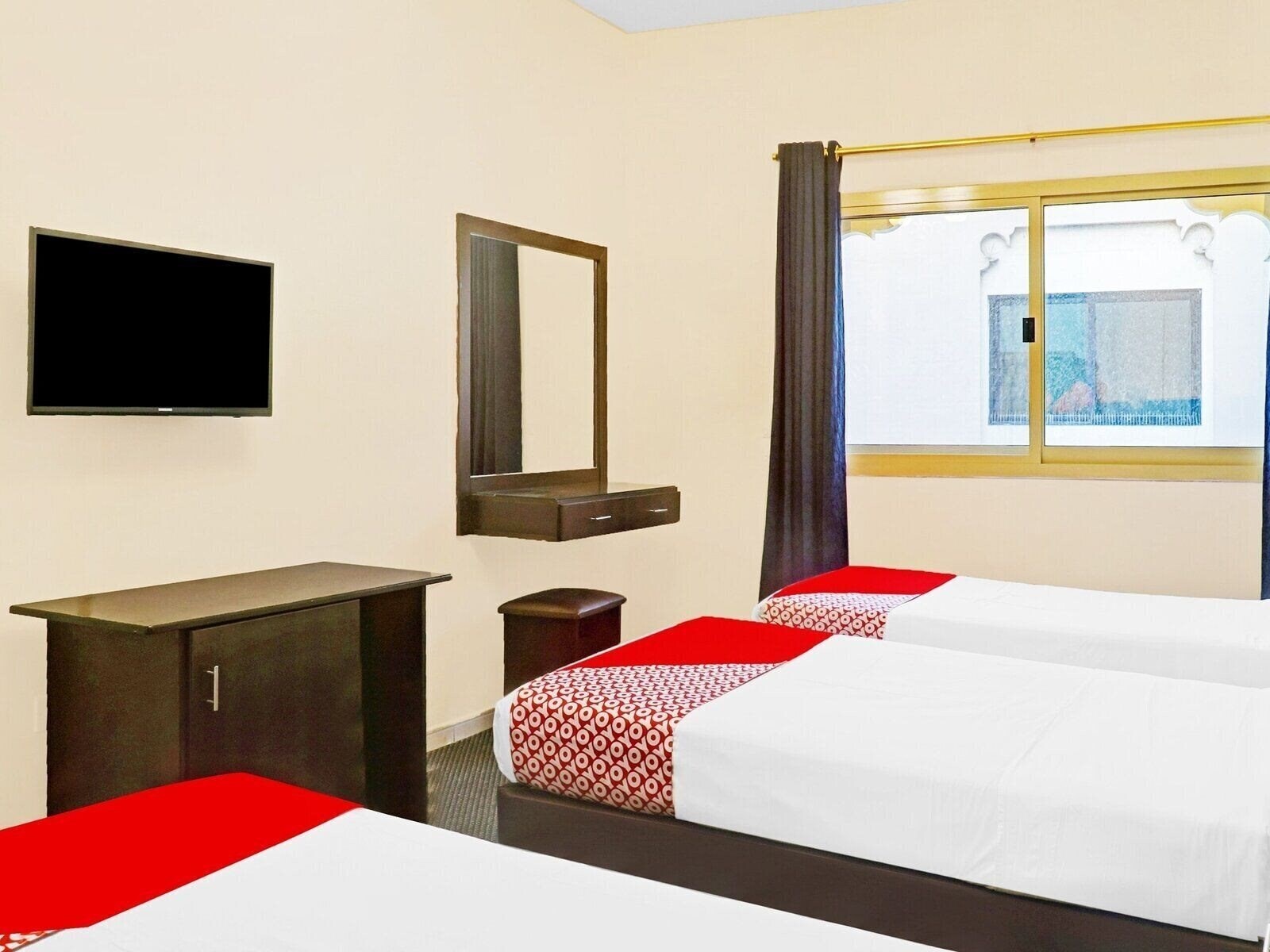 Фотографія Oyo 800 Moon Creek Hotel 2*