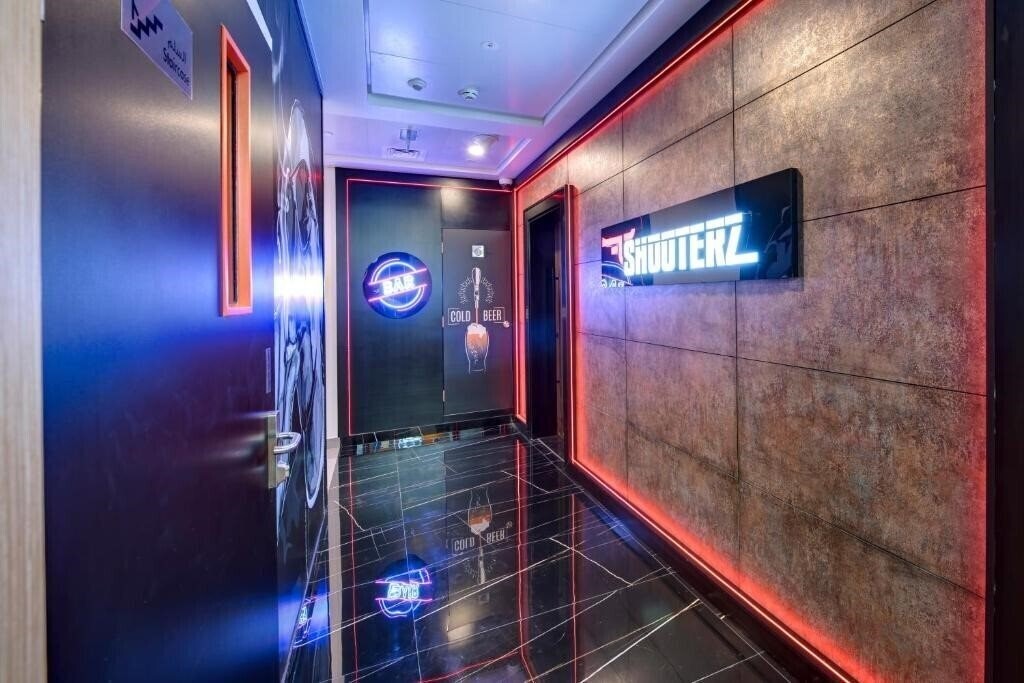 Готель Wescott Hotel 2*