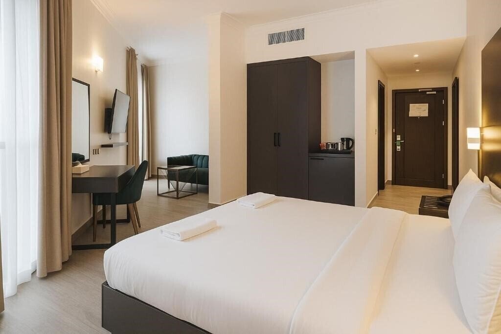 Фото Garden City Hotel 3*