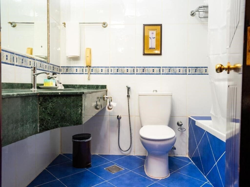 Фото Oriental Corner Hotel Apartments 3*