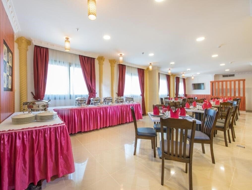 Фотографія Royal Tulip Hotel Dubai 3*