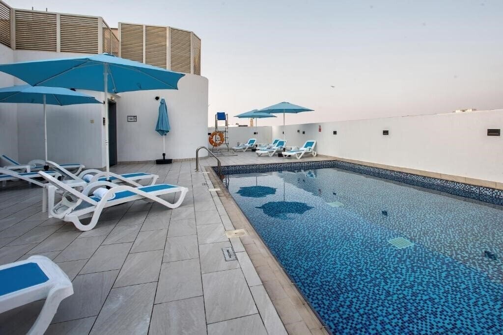 Фотографія City Avenue Al Reqqa Hotel 3*