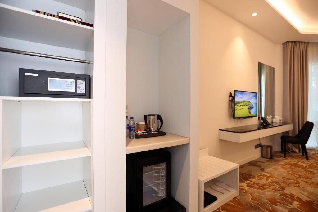 Зображення eStay Inn Hotel 3*