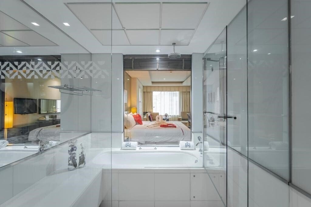 Фото Majestic Premier Hotel Bur Dubai 4*