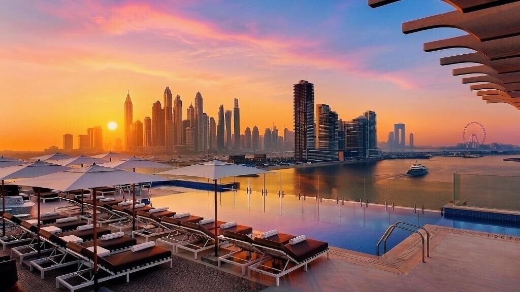 Готель Voco Dubai The Palm 4*