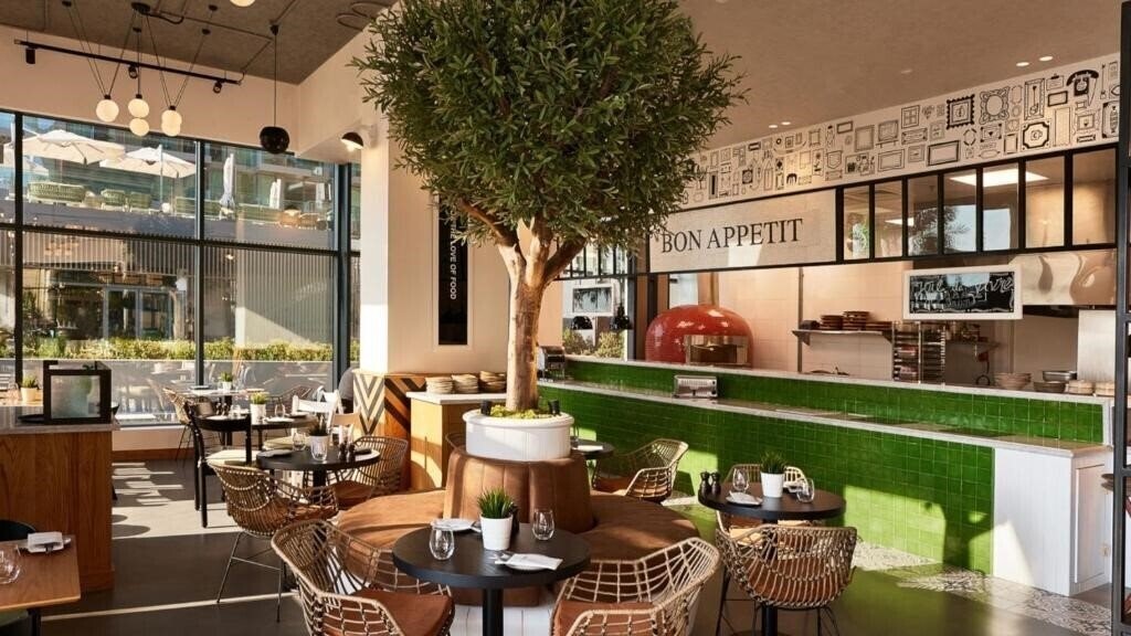 Фотографія Voco Dubai The Palm 4*
