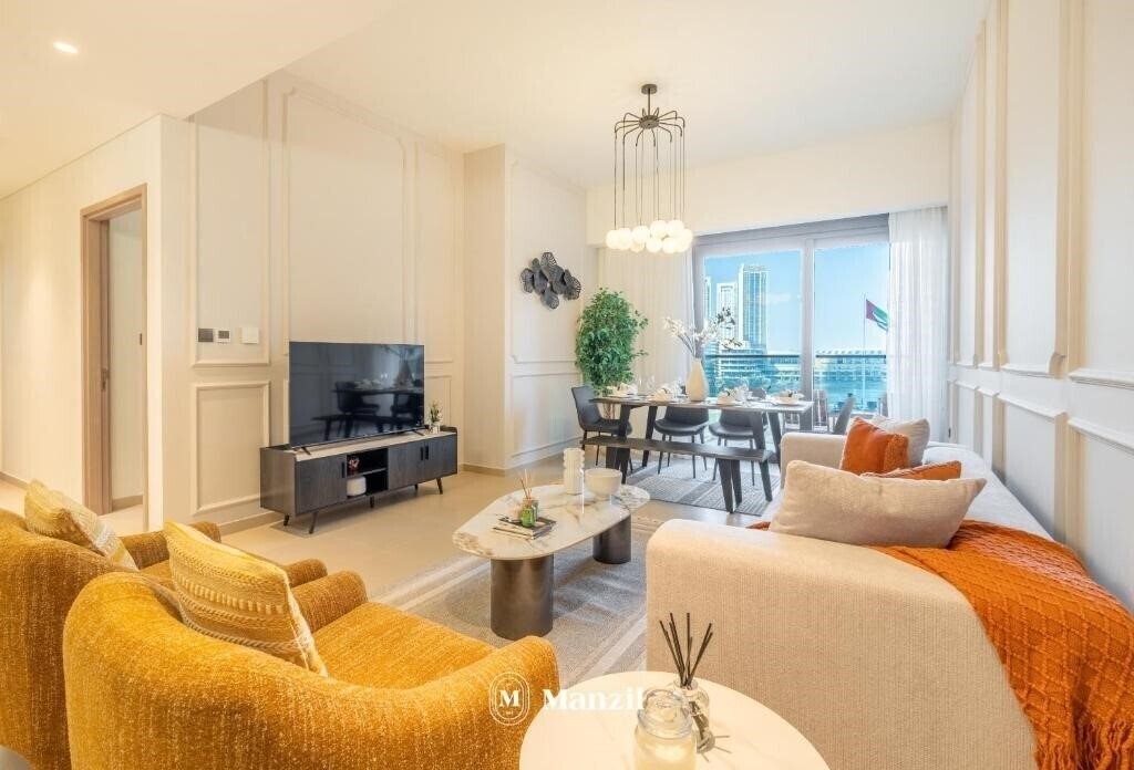 Отель Manzil Downtown 4*