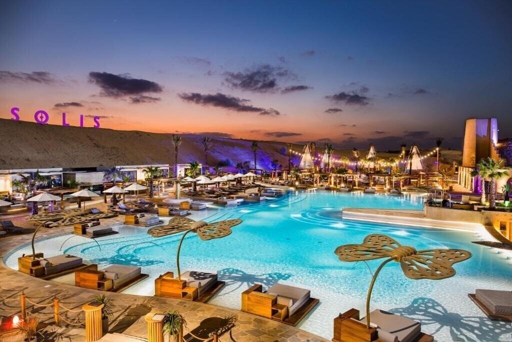 Готель Terra Solis Dubai 5*