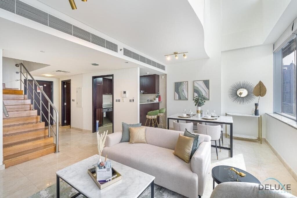 Отель The Lofts By Deluxe Holiday Homes 5*