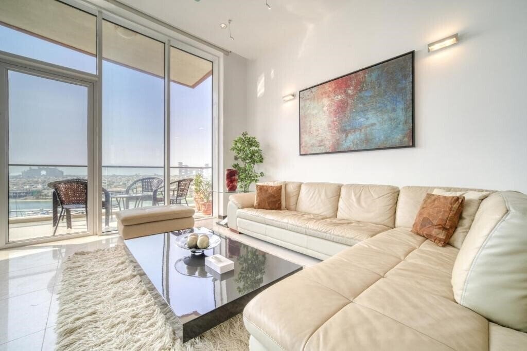 Отель Tiara Residences 5*