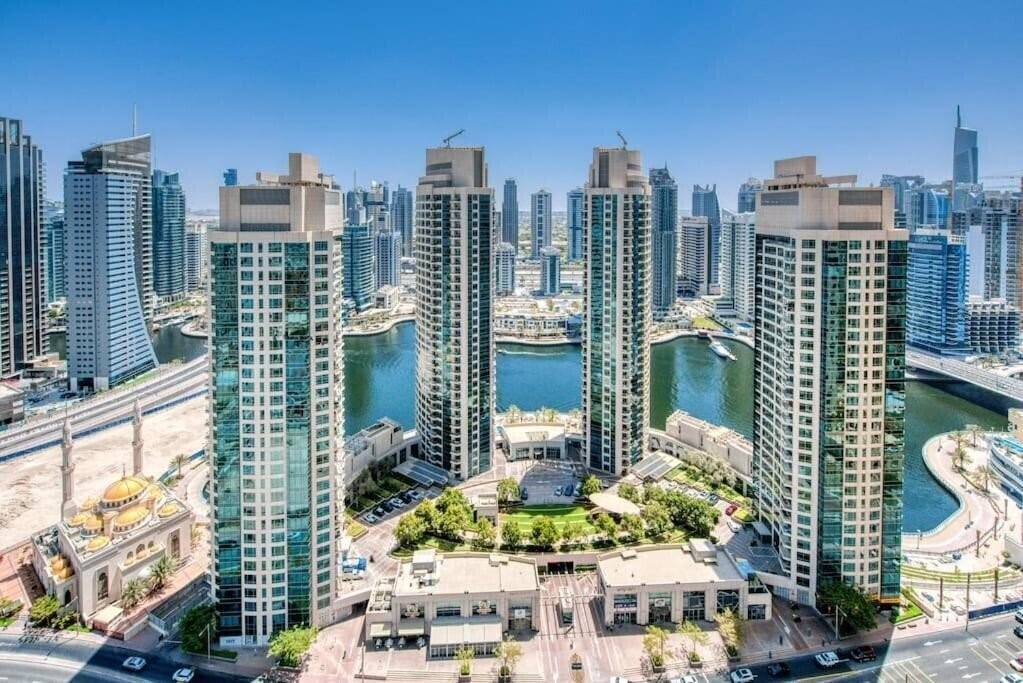 Готель Vacation Bay Trident Grand Residence 5*