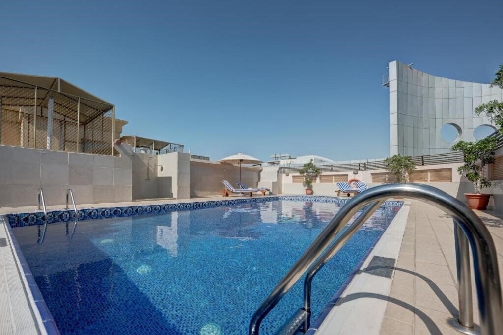 Фотографія Radiance Premium Suites Apart Hotel 4*
