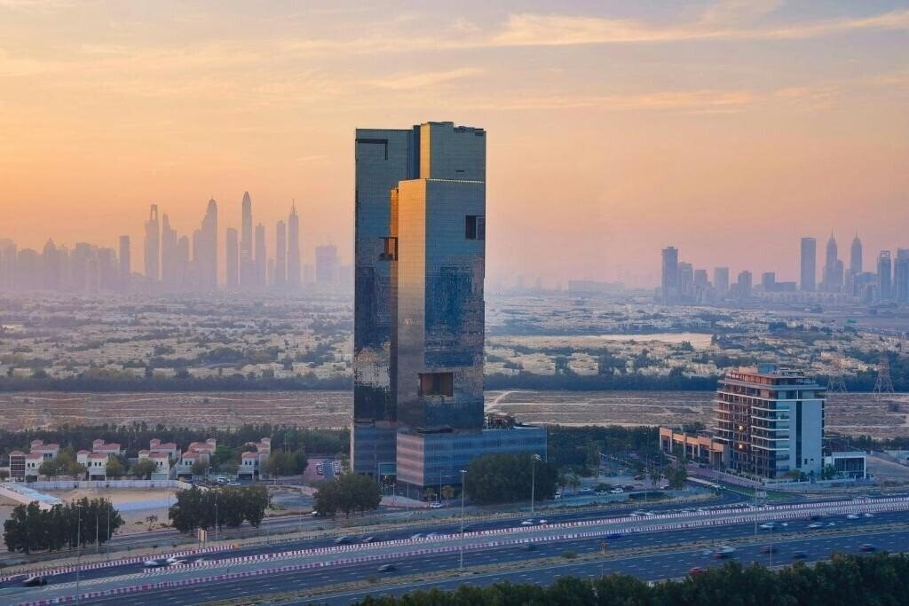 Фото Local Hotel 4*