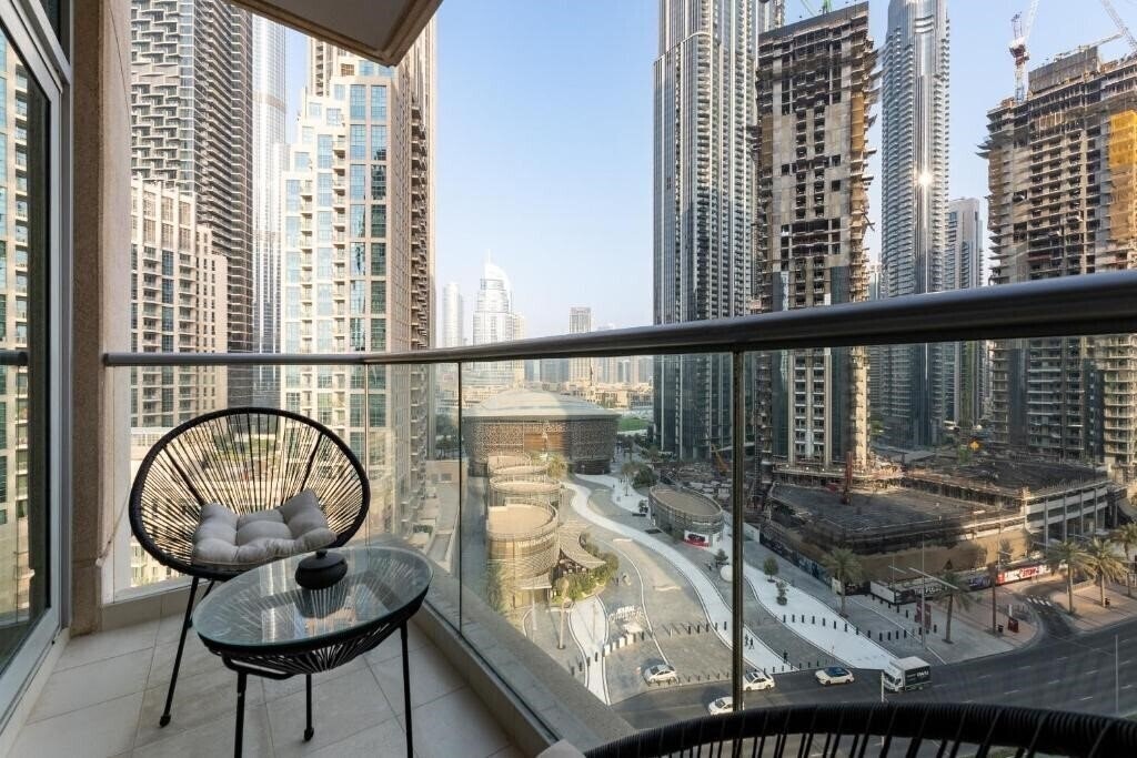 Изображение The Lofts West, Downtown Dubai - Mint Stay 5*