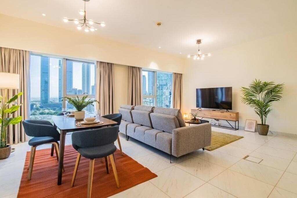 Отель Central Park Towers 4*