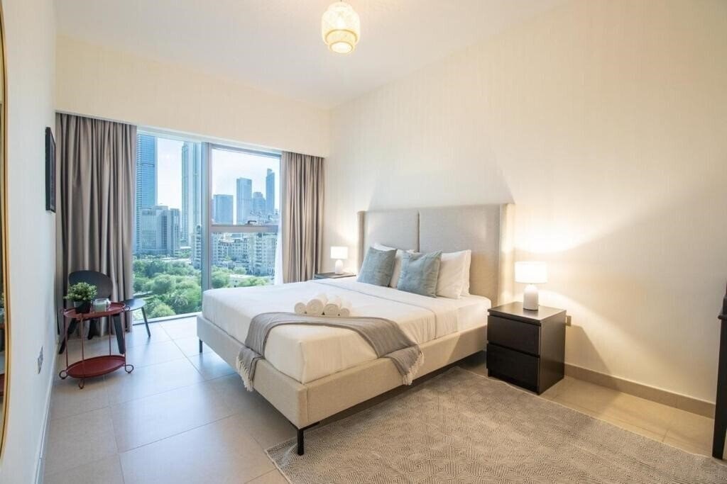Фотография Central Park Towers 4*