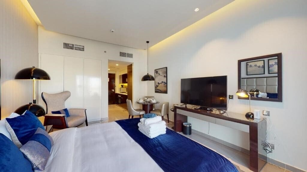 Фотографія Majestine 1617 4*