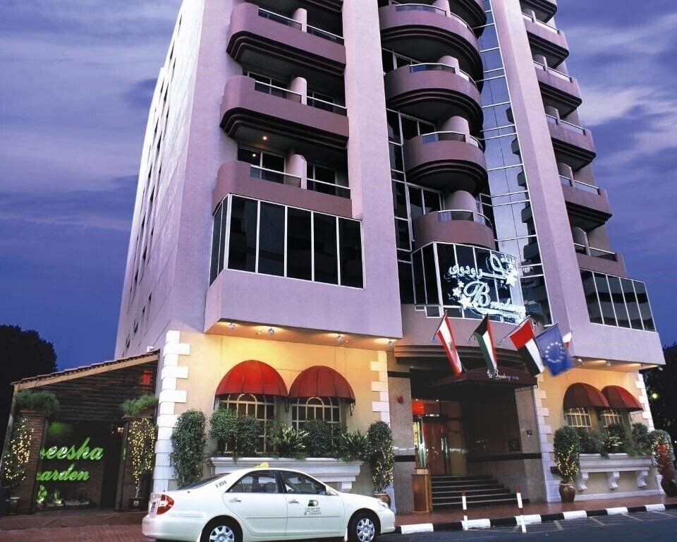 Готель Broadway Hotel 3*