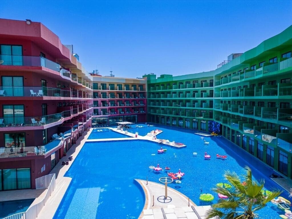 Фото Voco Dubai Nice The Heart of Europe 5*