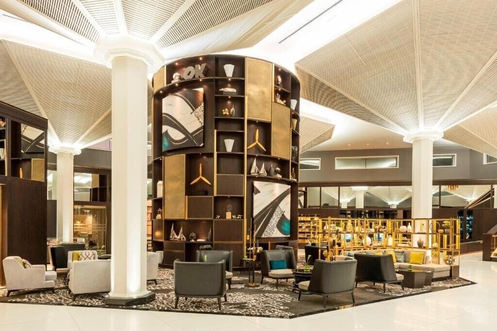 Картинка Le Meridien Dubai Hotel & Conference Centre 5*