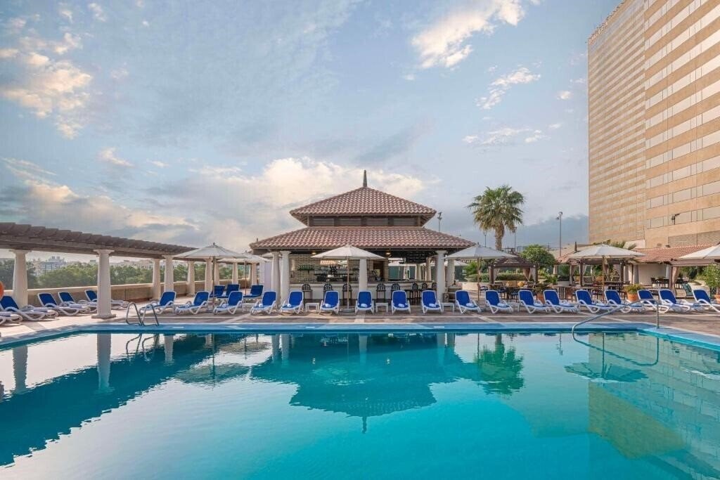 Фото Hyatt Regency Dubai (ex. Hyatt Regency, Hyatt Regency Dubai Corniche) 5*