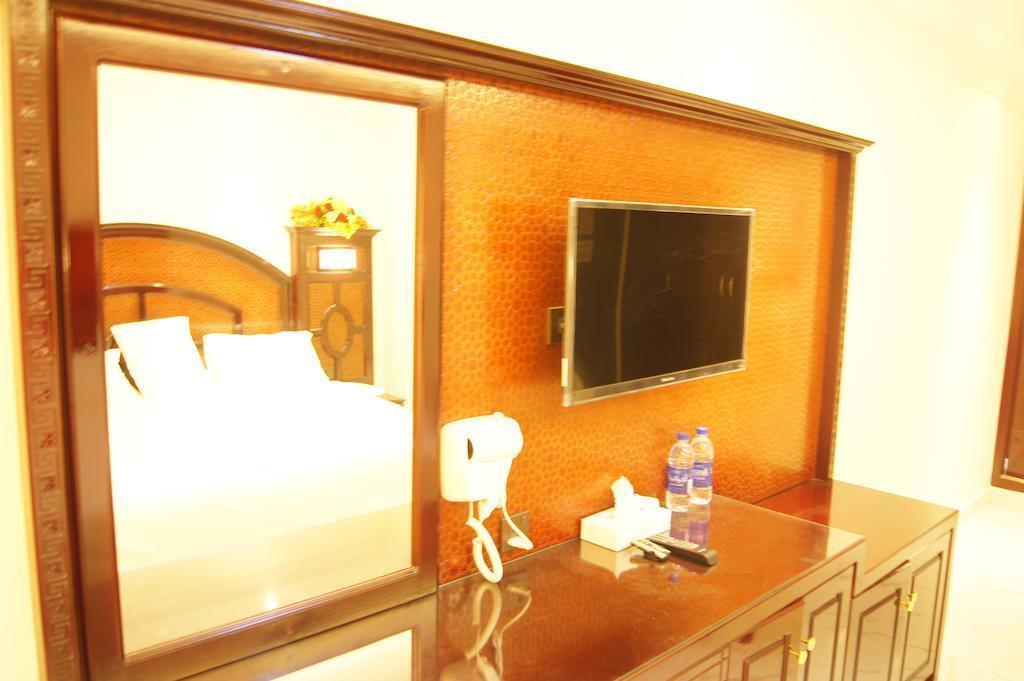 Зображення New Penninsula Hotel 2*