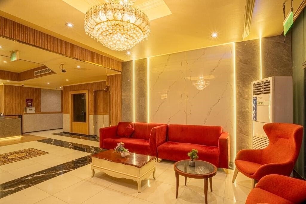Фотография New Penninsula Hotel 2*