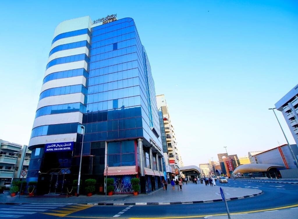 Отель Royal Falcon 2*