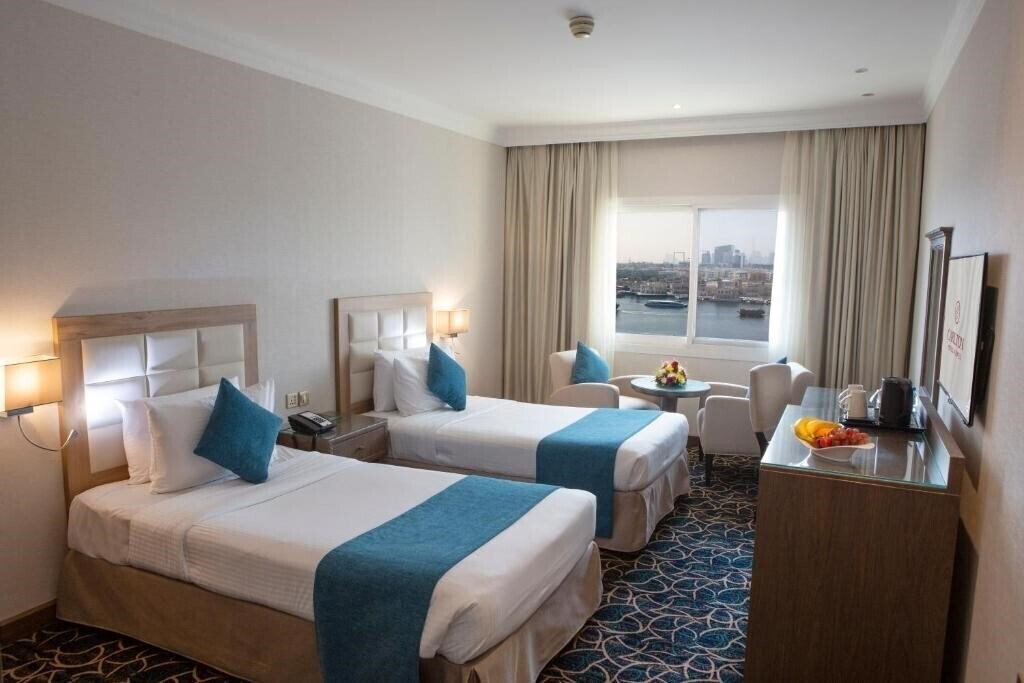 Отель Carlton Tower Hotel 4*