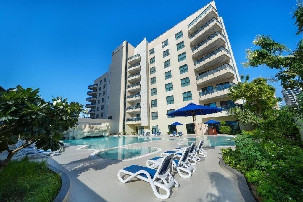 Отель Park Apartments Dubai, an Edge By Rotana Hotel 5*