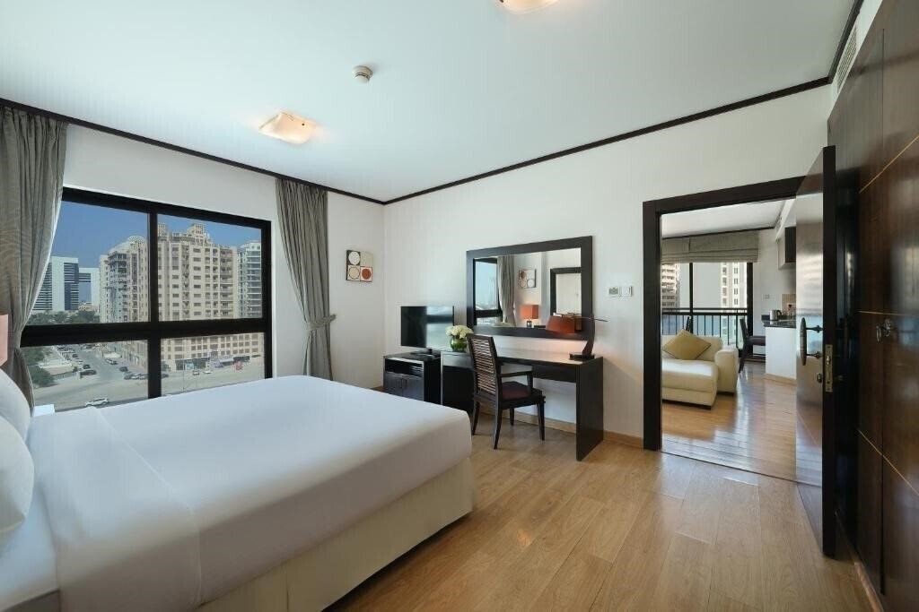 Фото Park Apartments Dubai, an Edge By Rotana Hotel 5*