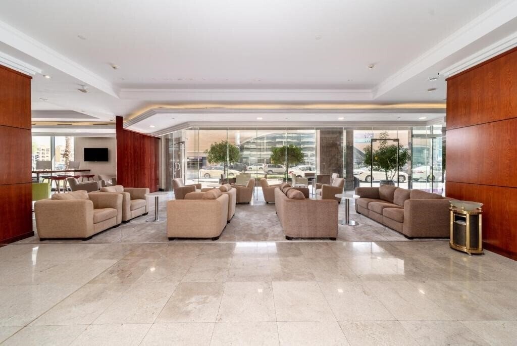 Картинка Star Metro Deira Hotel Apartments апартаменты