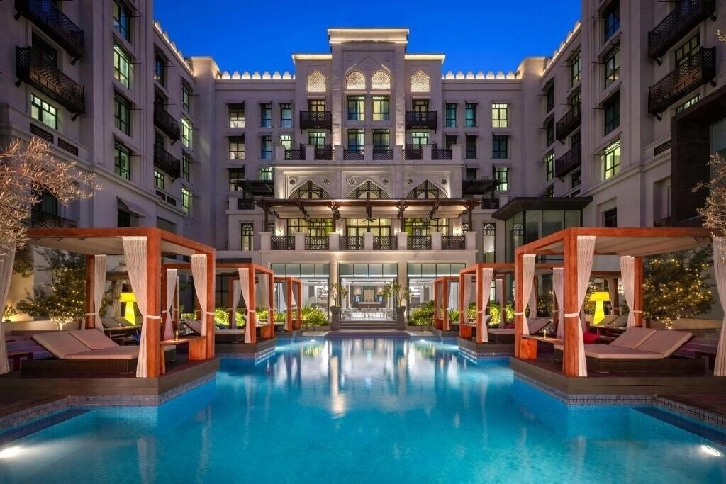 Отель Vida Downtown Dubai 4*