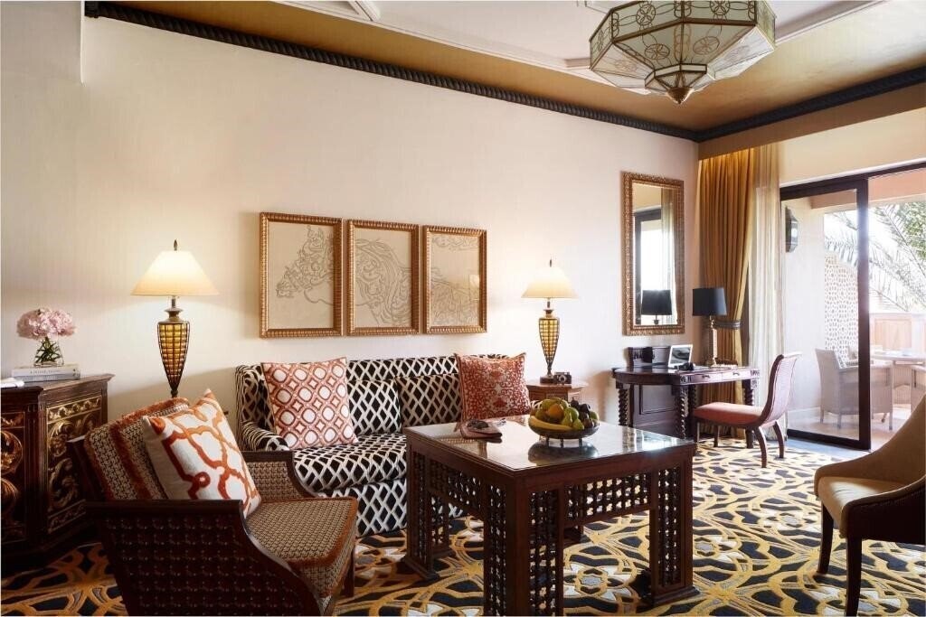 Фотографія Jumeirah Al Qasr 5*
