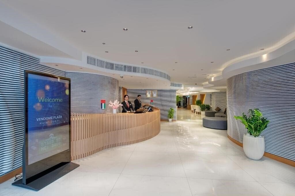 Готель Vendome Plaza 3*