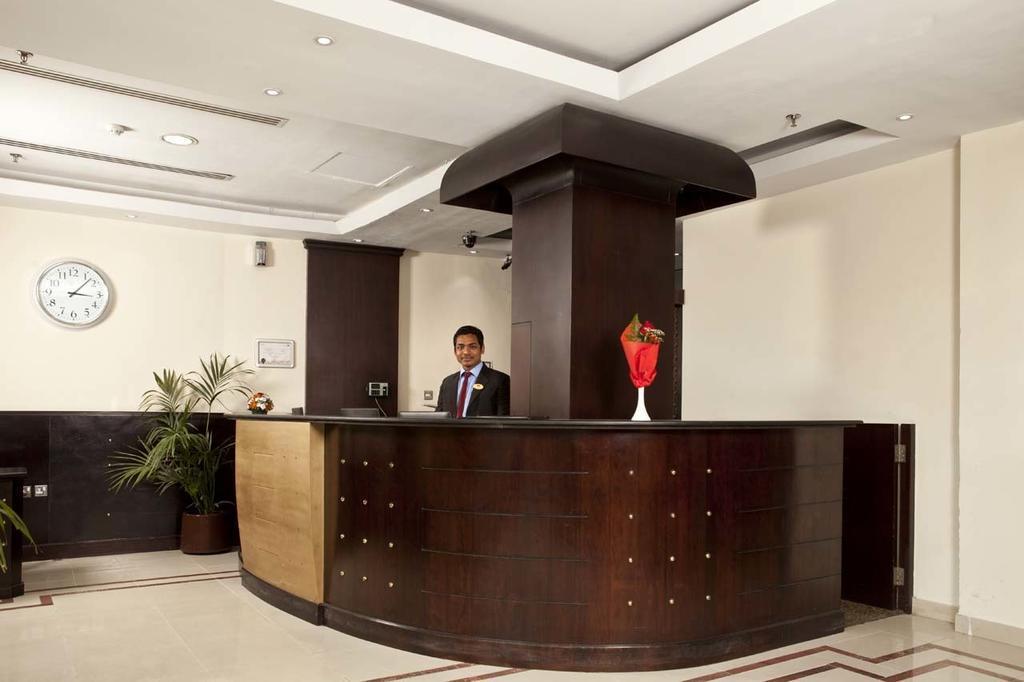 Готель Al Jawhara Metro Hotel 2*